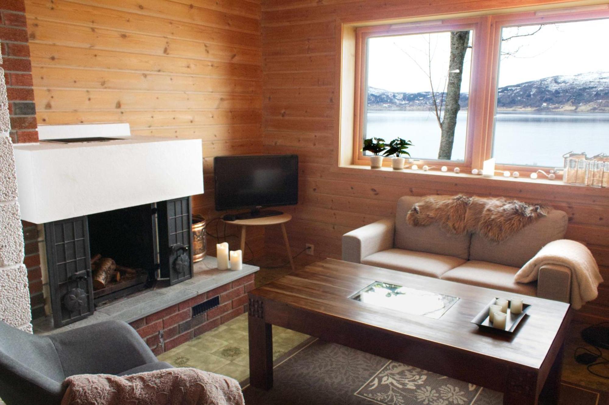 Bed And Breakfast Nordic Horn Brostadbotn ภายนอก รูปภาพ